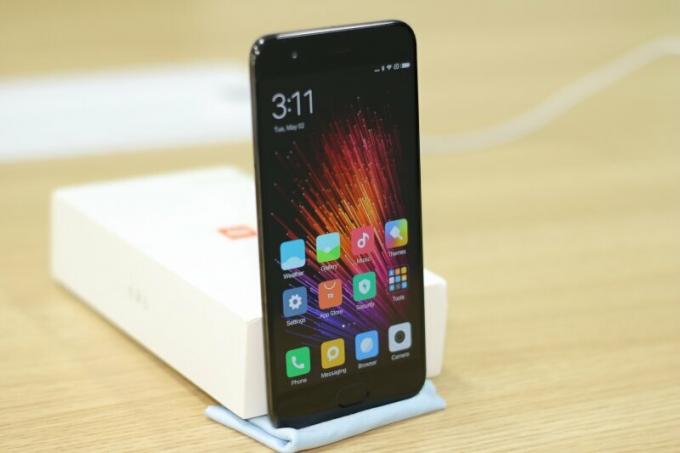 مراجعة الهاتف الذكي Xiaomi Mi 6 - هاتف رائد قوي وعملي - Gearbest Blog روسيا