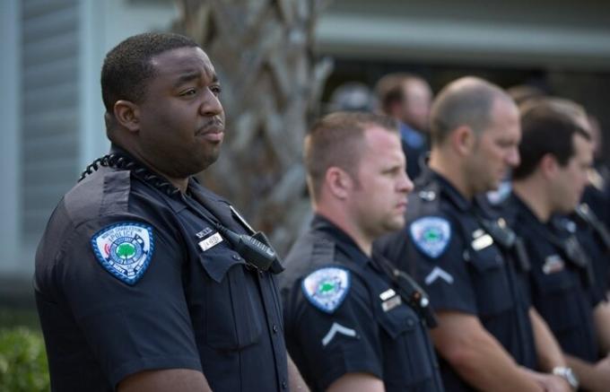 9 حقائق عن الشرطة في الولايات المتحدة، التي تدمر الصور النمطية الشعبية.
