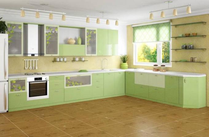 مطبخ أخضر فاتح في الداخل (42 صورة): تعليمات فيديو للتصميم الداخلي بيديك وصورتك وسعره