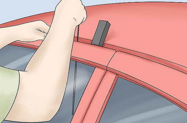  كيفية فتح السيارة إذا تركت مفاتيح في المقصورة، وأغلق الباب.
